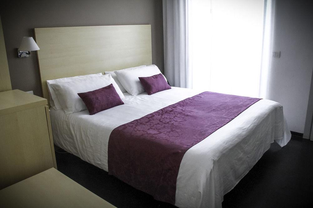 Club Meeting Hotel ريميني المظهر الخارجي الصورة
