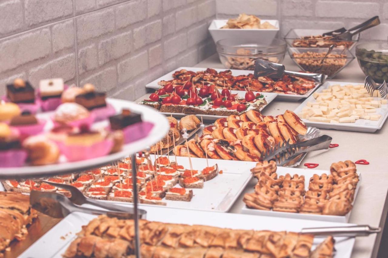 Club Meeting Hotel ريميني المظهر الخارجي الصورة